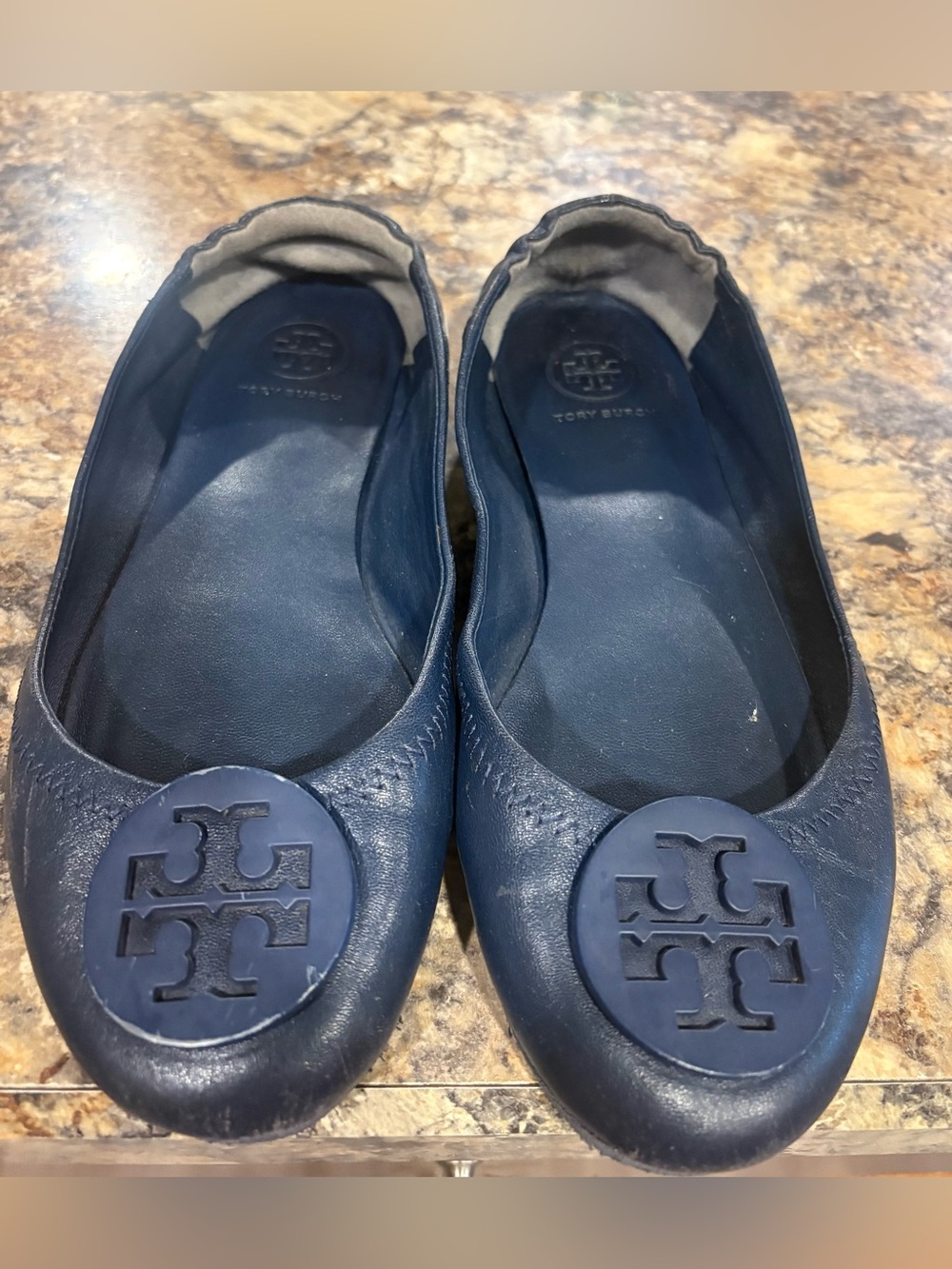 Tory Burch Navy Leather Logo Round-Toe Ballet Flats